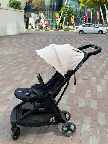 Ergobaby Metro 3 Stroller + Support Bar – Rarely Used