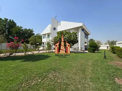 Like new 6 bedroom villa sale 2.5m big garden yard parking hall Majlis balcony 3 kitchen
