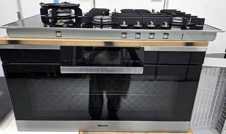 Miele Latest Model Built in H 6890 Bp Model Electric Oven For sale 90cm Same Like New