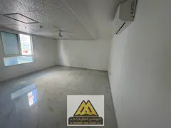 Extra-large studio in Al Mowaihat 3, Ajman, separate kitchen, split AC, easy access to MBZ Road, Dub