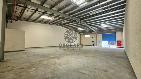 3200 SQFT / 9 KVA / 1 WASHROOM / STORAGE
