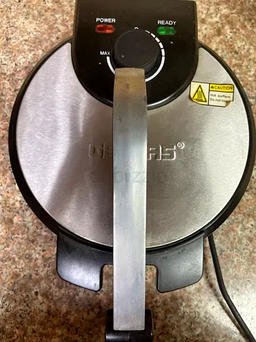 Geepas 10 inch chapati maker