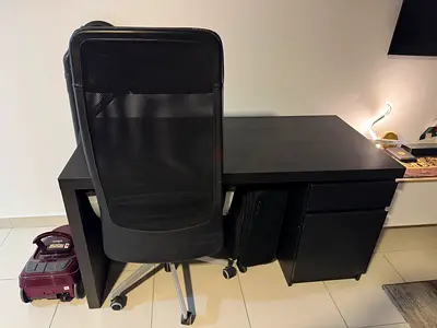 Office table with chair