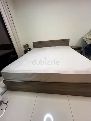King size bed , 180x 200