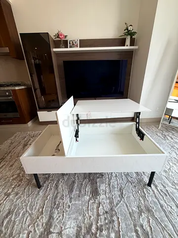 White Lift-Top Coffee Table with Storage — Good Condition