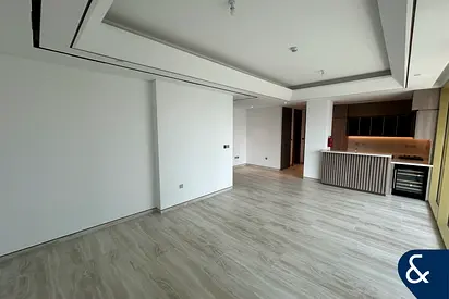 Largest Layout | 1 Bedroom | Genuine Resale