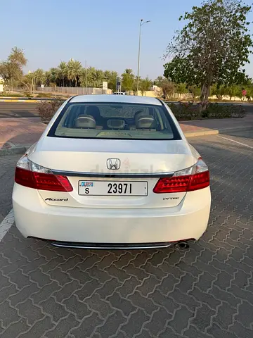 Honda Accord EX 2014 GCC Specs - Well Maintained