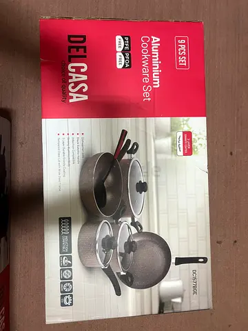 9-piece Delcasa Aluminium Cookware Set (PTFE & PFOA Free) - New in Box