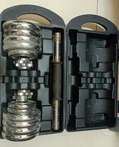 Adjustable Chrome Dumbbell Pair with Case