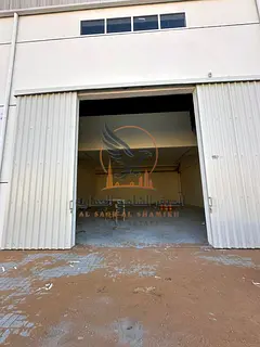 Warehouse for rent 3800 sq ft mezzanine 50 kW electricity modern fire system prime location