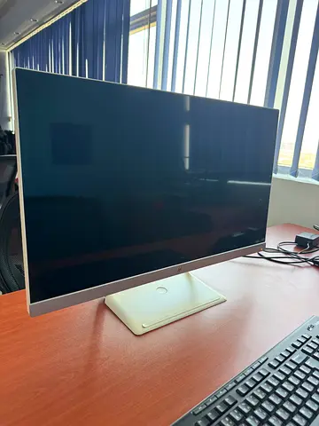 24-inch LG Monitor with Adjustable Stand - Good Condition x 2 pcs