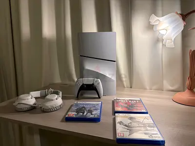 Ps5 Slim Disc Edition | With Disc Games | And Headset | جهاز PS5 Slim (إصدار الأقراص) | مع ألعاب على