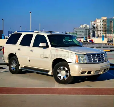2004 Cadillac Escalade Platinum Japanese Specs