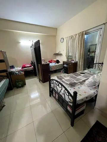 Executive Bed Space Available for Men