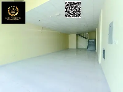 مساحة 1800 قدم مربع || مثالية لمعرض كبير أو مساحة مكتبية || طابق أرضي + طابق ميزانين || كهرباء عادية || متاحة للإيجار || موقع متميز || عجمان الصناعية