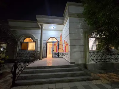 Hot property garden parking hall Majlis Maid room 3 bedroom single story villa central ac 90k