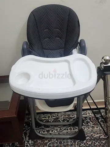 Used baby high chair with removable tray - good condition