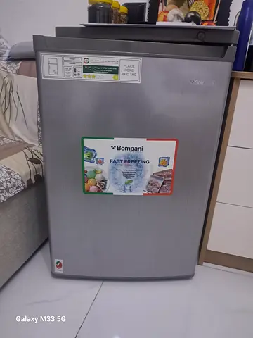 Compact single-door freezer - good working condition