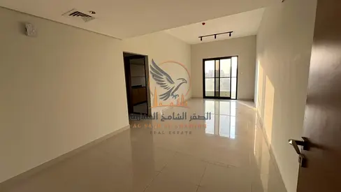 شقه غرفتين وصاله مع جيم وخزائن حائط وبلكونه وغرفه ماستر مساحه كبيره في برج فخم بتشطيبات سوبر لوكس