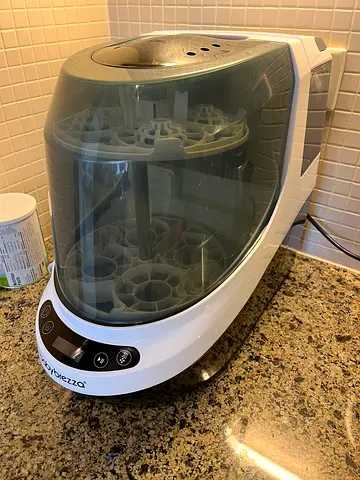 Baby brezza Baby Bottle washer and Sterilizer and Dryer - Good Condition