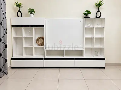 White Modern Entertainment Center TV Unit with Shelves and Drawers