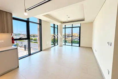 Exclusive | Corner Unit | Boulevard View