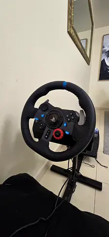 Logitech G29 racing wheel with pedals and Deadskull Racing Seat