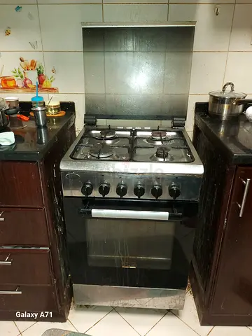Gas stove