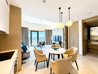 FULLY FURNISHED | BILLS INCLUDED | SEA & SKYLINE VIEW