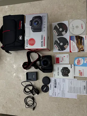 Canon EOS 700D