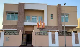 Brand new luxury 5 bedroom villa sale 2.8m All master room hall Majlis Maid room balcony parking