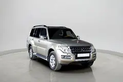 2015 Mitsubishi PAJARO