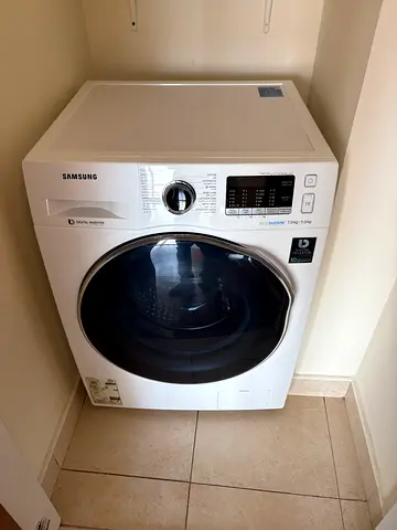 Samsung Front Load Washing Machine - 7kg, Good Condition