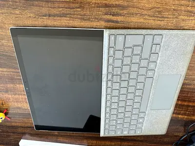 Microsoft Surface Pro 256GB 8GB Ram Intel i5-7300U CPU 2.60GHz - Swiss Keyboard - Model 1796