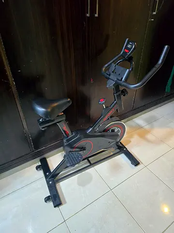 Used indoor spin exercise bike - compact and sturdy