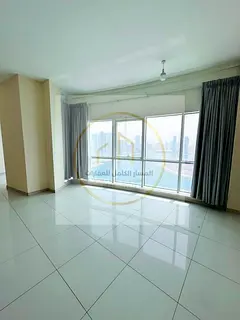 Available now in Al Khan, this exceptionally spacious 3 bedroom apartment with a master maid’s roo
