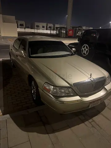 Lincoln Town Car 2008 Signature Limited American Specs