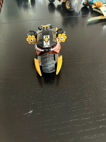 Lego Ninjago Cole dirtbike