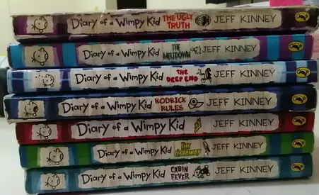 Set of 7 Diary of a Wimpy Kid books Price Negotiable