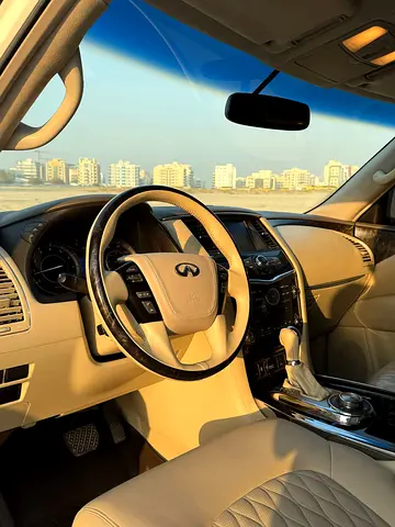 2014 Infiniti QX80 照片 6