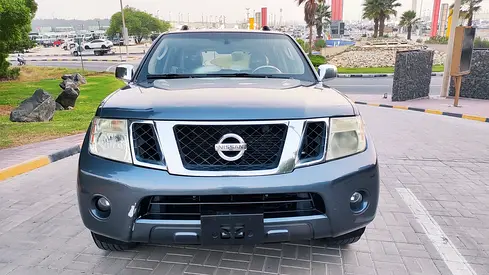 Nissan Pathfinder Platinum 2010 GCC Specs