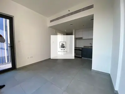 Specious luxury apartment for rent