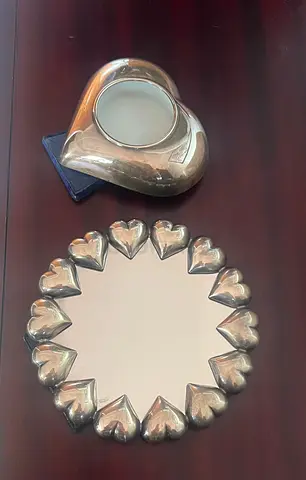 Pure Silver heart shape frame and small mirror