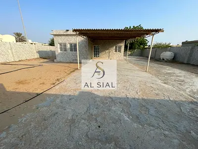Spacious! 3 Bedroom samal hall master bedroom big lawn al jazzat erea sharjah