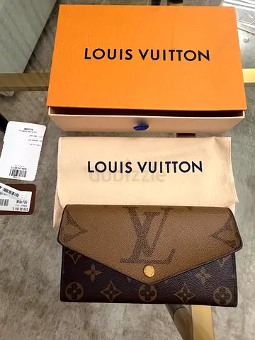 Louis Vuitton Sarah Wallet