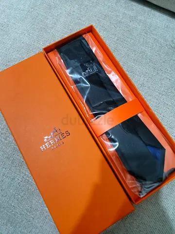 Hermès silk necktie in original box - black/dark navy