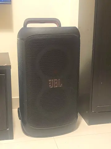 Jbl party box 520