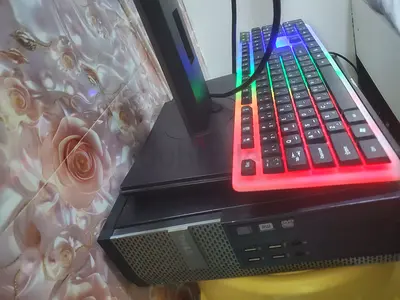 Desktops Computer set with (Wins 11 Pro)(wifi)