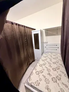 Executive Ladies Bed Space Available in Sharf Dg Metro Station Bur dubai