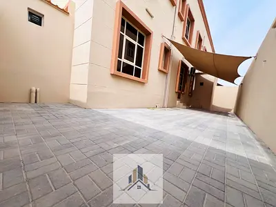 Monthly 5500 2Bedroom Hall | Private Back-Yard | Close Kitchen |